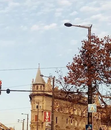 Bright Sunny At Keleti Station,near Citycenter Budapeszt